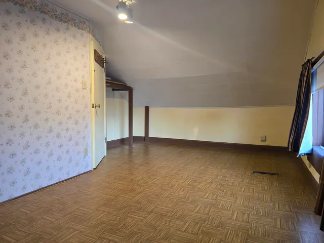 $95,000 | 320 Westmoreland Avenue, Rockford, IL 61102