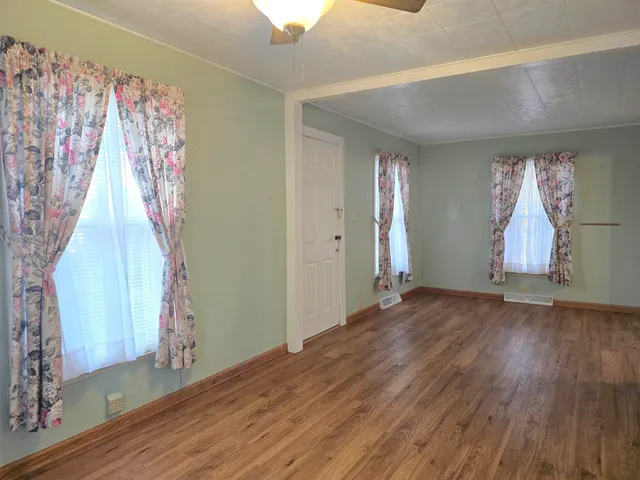 $95,000 | 320 Westmoreland Avenue, Rockford, IL 61102