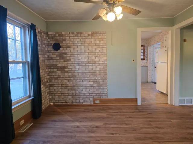 $95,000 | 320 Westmoreland Avenue, Rockford, IL 61102