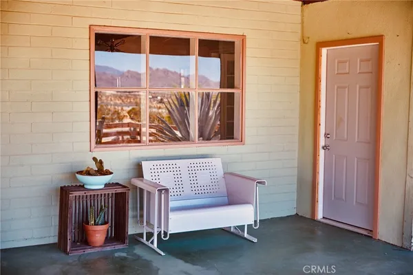 $2,600 | 61886 Calle Los Amigos, Joshua Tree, CA 92252