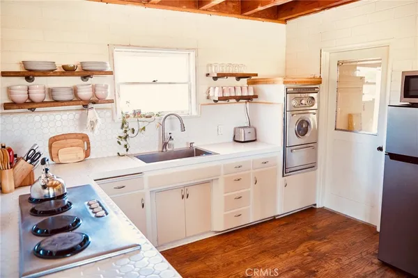 $2,600 | 61886 Calle Los Amigos, Joshua Tree, CA 92252