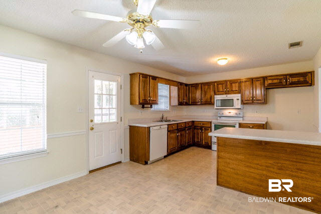 1503 Mulberry Lane Foley, AL 36535 - Photo 11 of 21 1503 Mulberry Ln