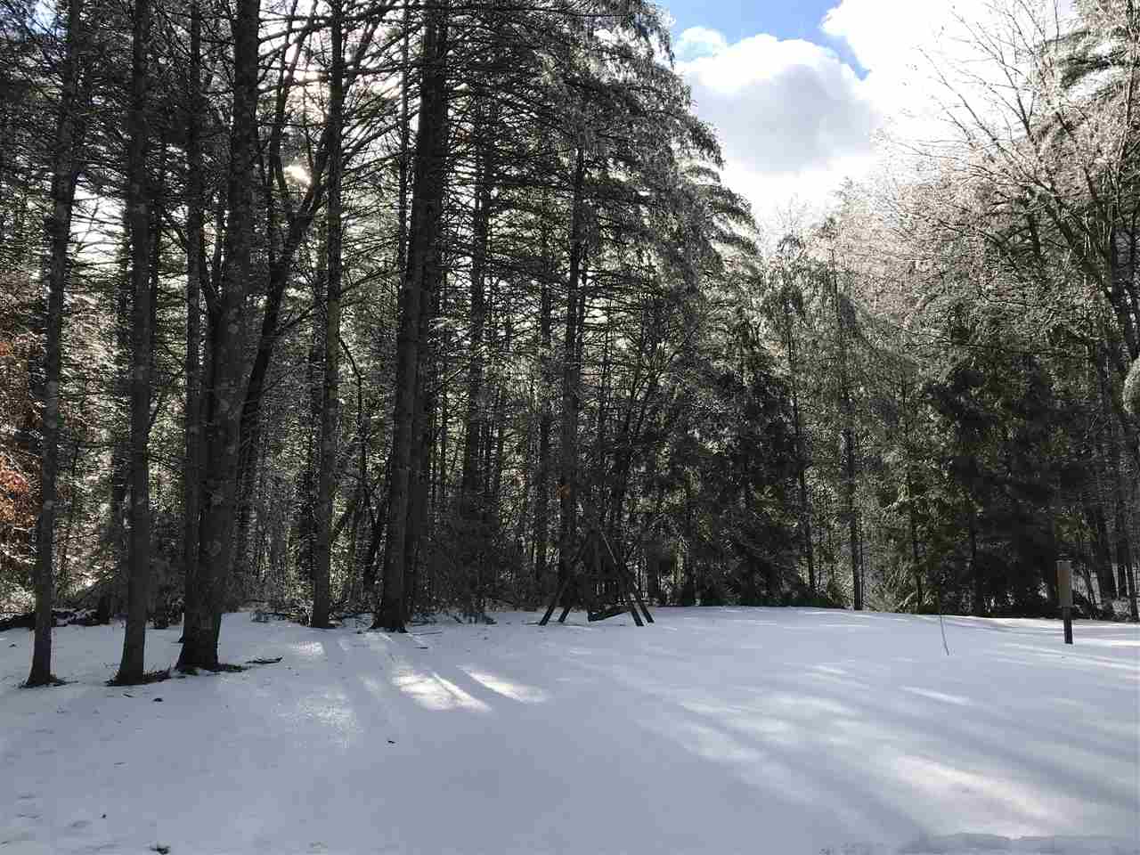 142 Amherst Road Merrimack, NH 03054 - Photo 2 of 16