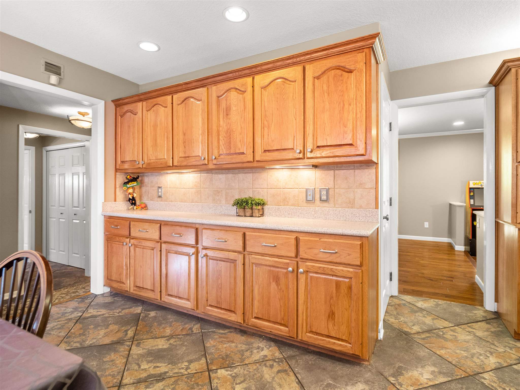 2306 Stonington Road Fort Wayne, IN 46845 - Photo 14 of 36