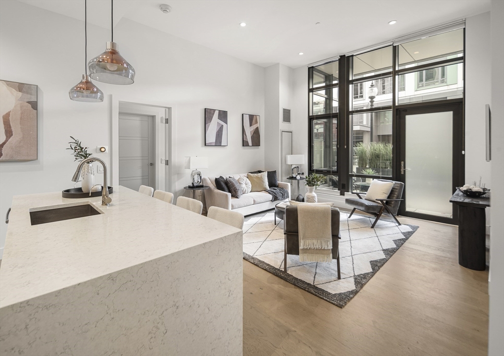 40 Traveler Street, Unit 113 Boston, MA 02118 - Photo 3 of 27 Gallery Image 3