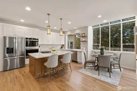 $2,400,000 | 1215 269th Avenue Southeast, Sammamish, WA 98075