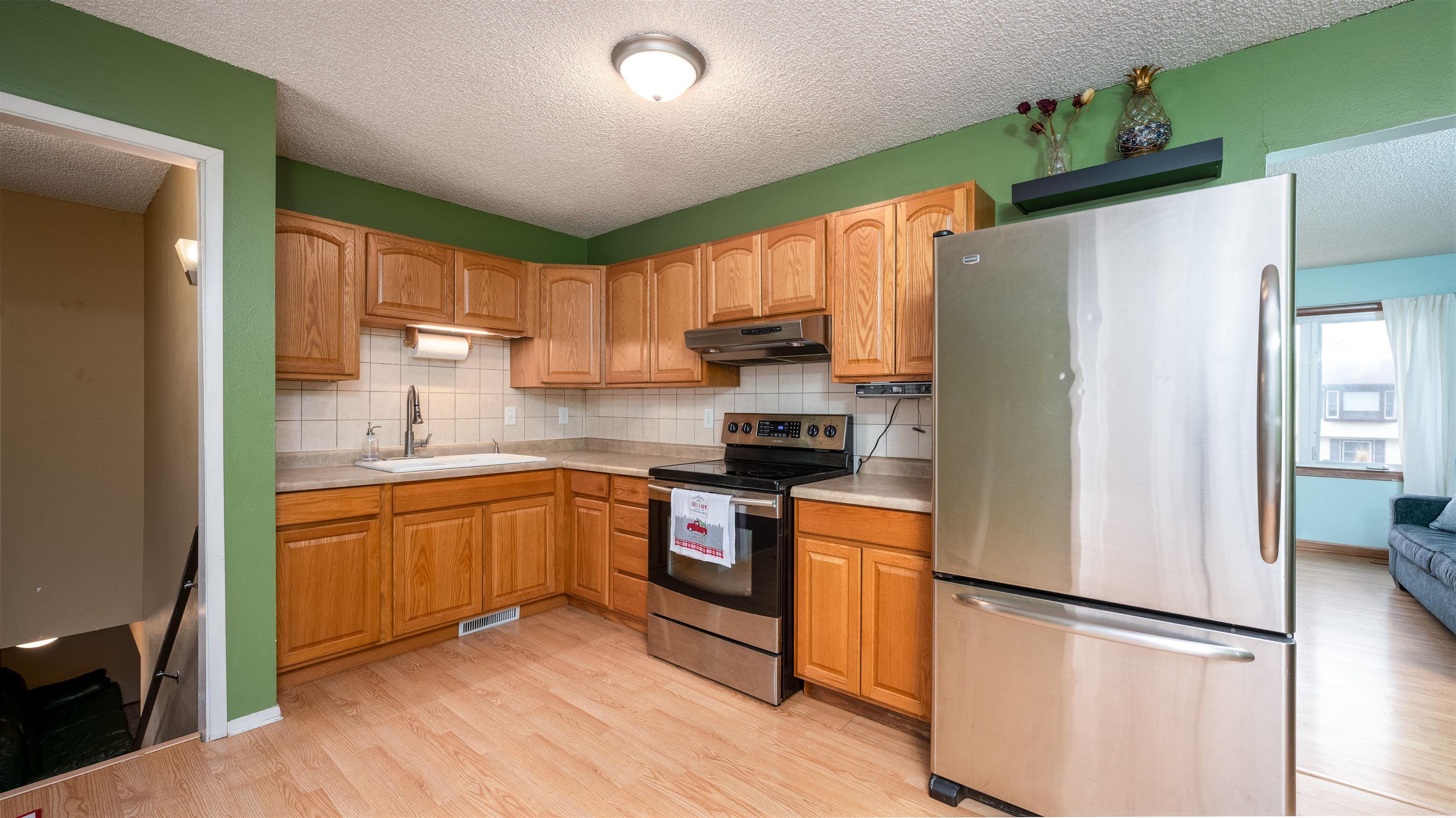 1517 Shultz Street Waterloo, IA 50707 - Photo 4 of 30 Gallery Image 4