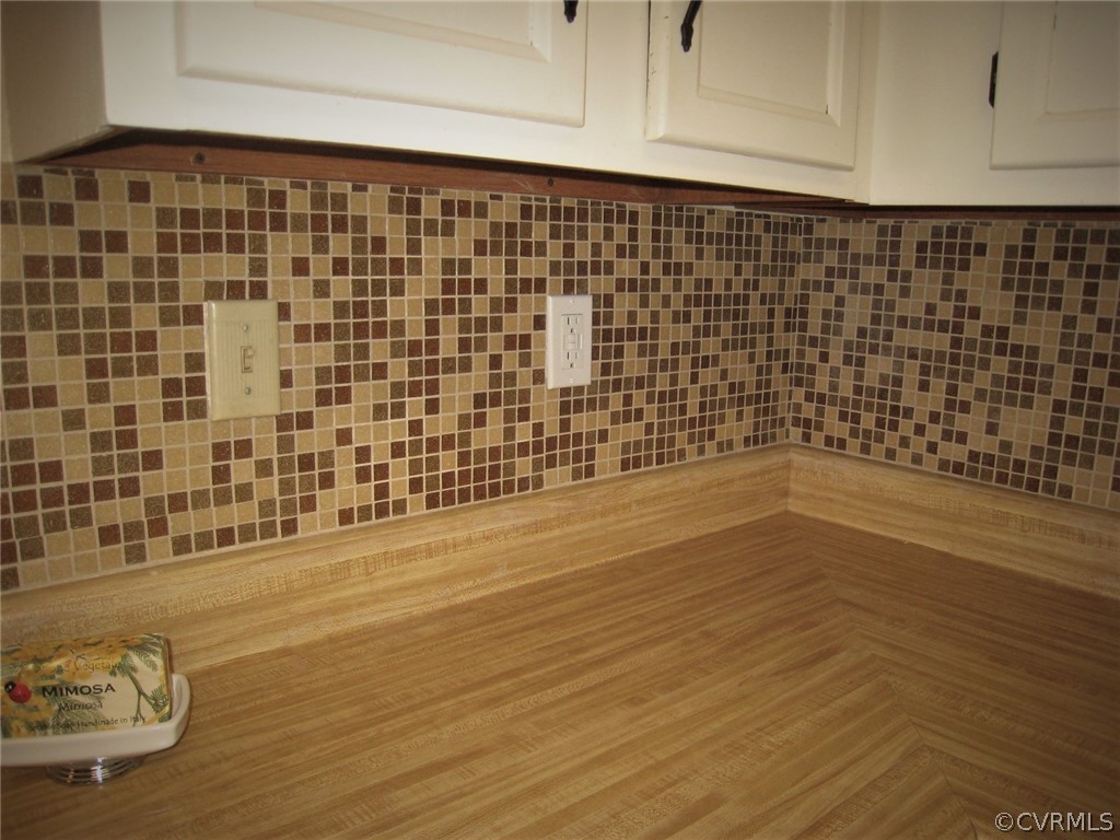 4512 Rabbit Foot Lane North Chesterfield, VA 23236 - Photo 23 of 46 Tile backsplash