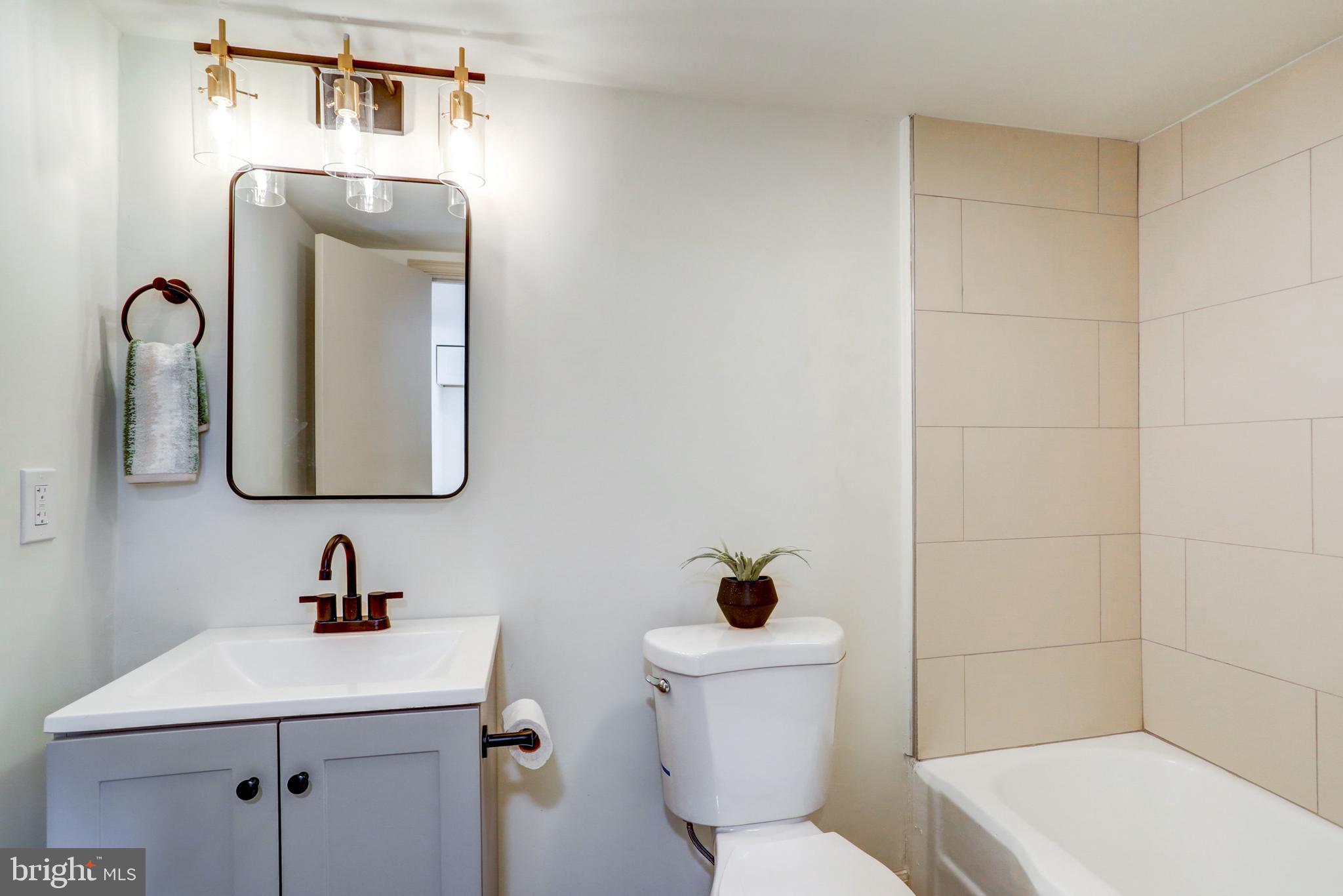 219 Noble Street Lititz, PA 17543 - Photo 22 of 28