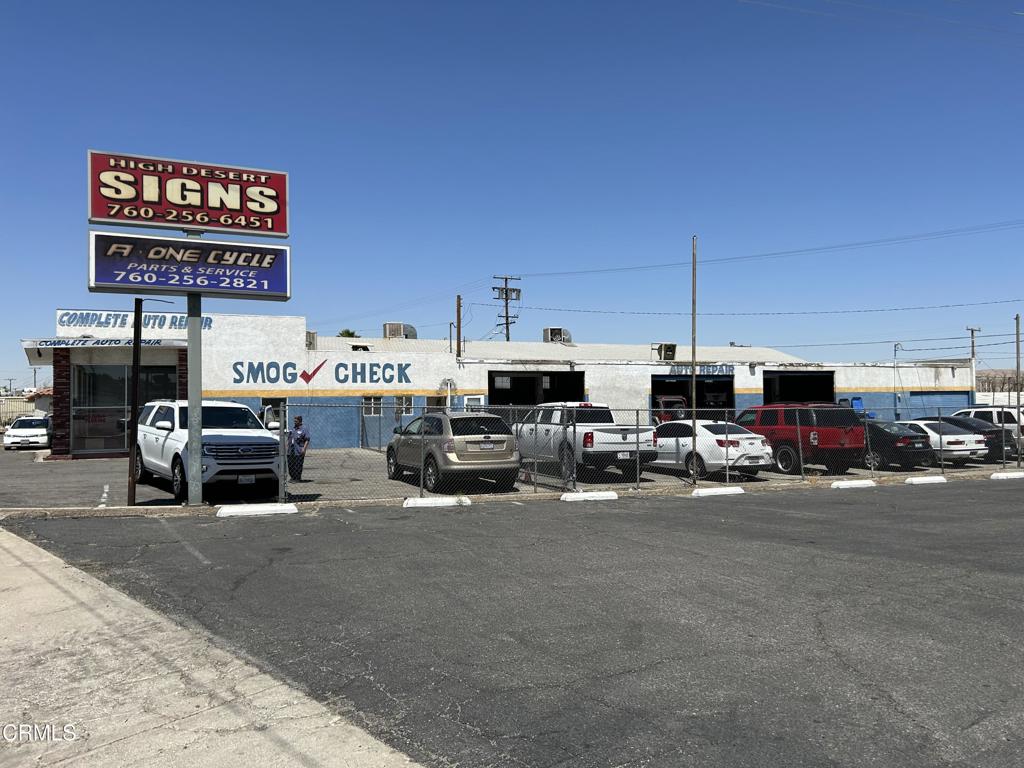 1401 Main Street Barstow, CA 92311 - Photo 17 of 66 a view of a truck parked in a parking lot