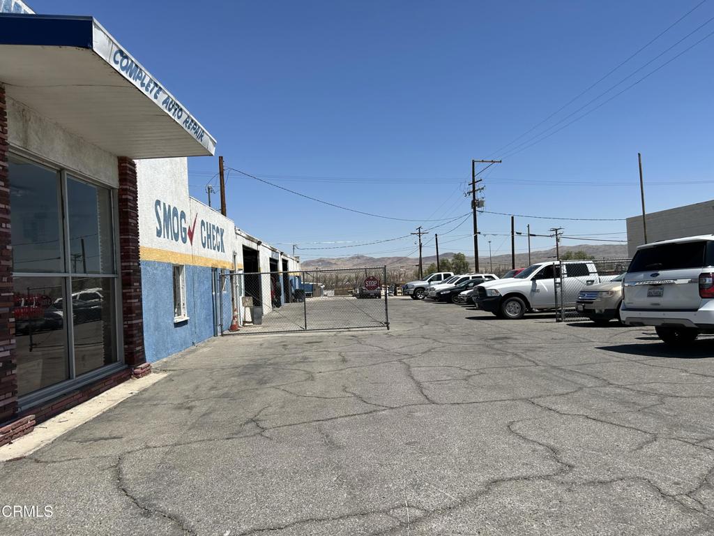 1401 Main Street Barstow, CA 92311 - Photo 21 of 66 Entrance