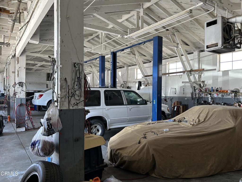 1401 Main Street Barstow, CA 92311 - Photo 28 of 66 Inside Garage