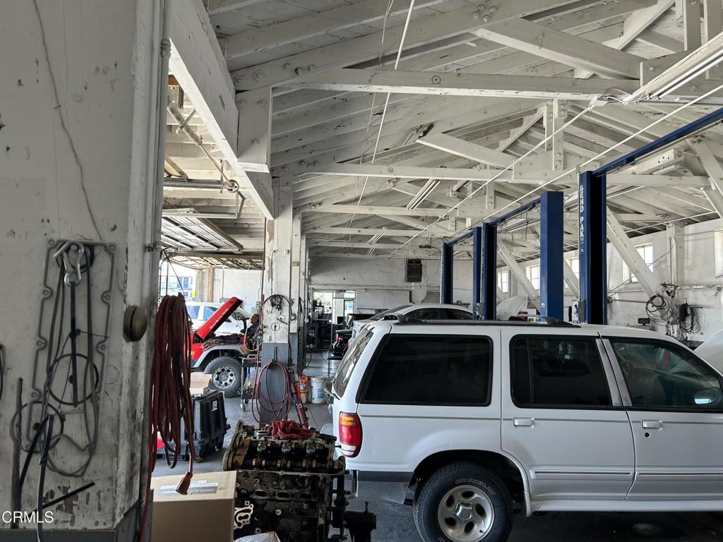 1401 Main Street Barstow, CA 92311 - Photo 29 of 66 a view of a car garage