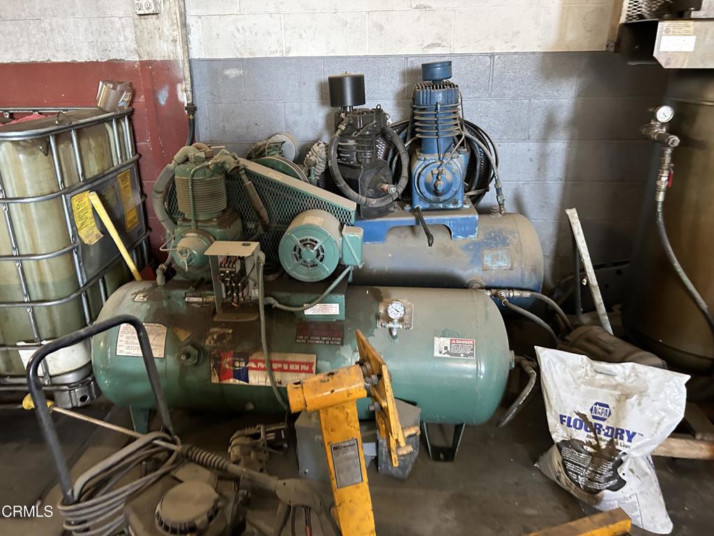 1401 Main Street Barstow, CA 92311 - Photo 43 of 66 Extra Compressors