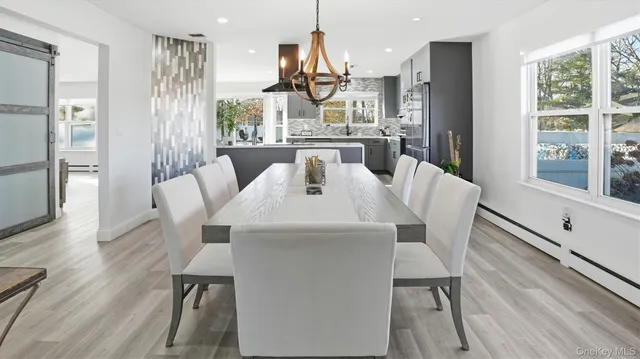 $1,175,000 | 8 Hamilton Place, Lake Grove, NY 11755