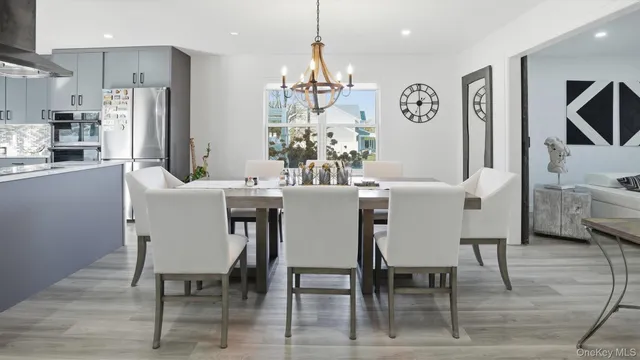 $1,175,000 | 8 Hamilton Place, Lake Grove, NY 11755