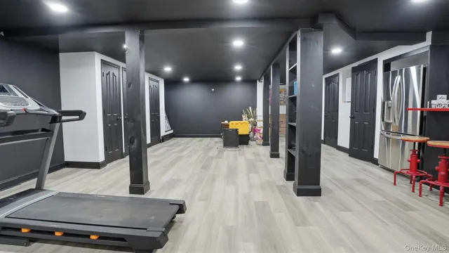 $1,175,000 | 8 Hamilton Place, Lake Grove, NY 11755