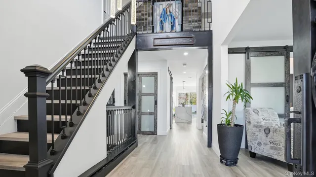 $1,175,000 | 8 Hamilton Place, Lake Grove, NY 11755