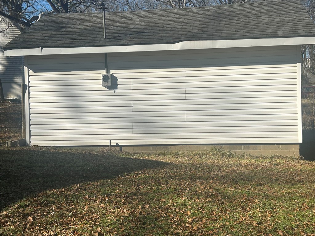 305 Kay Street Belton, SC 29627 - Photo 34 of 36