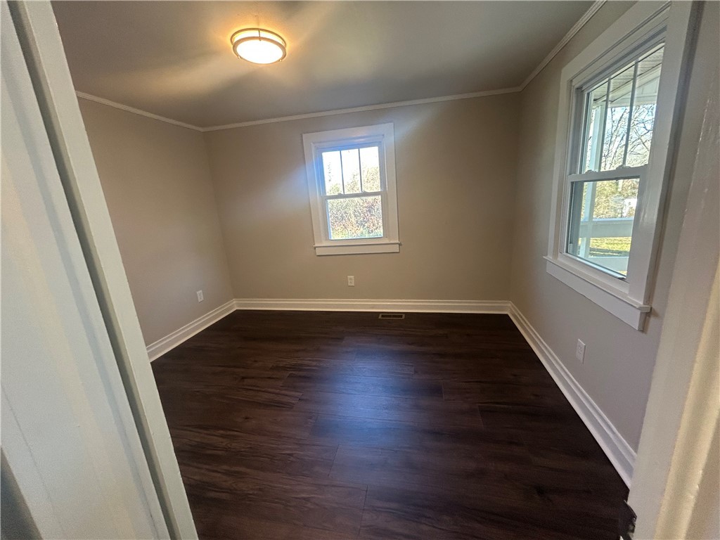 305 Kay Street Belton, SC 29627 - Photo 10 of 36