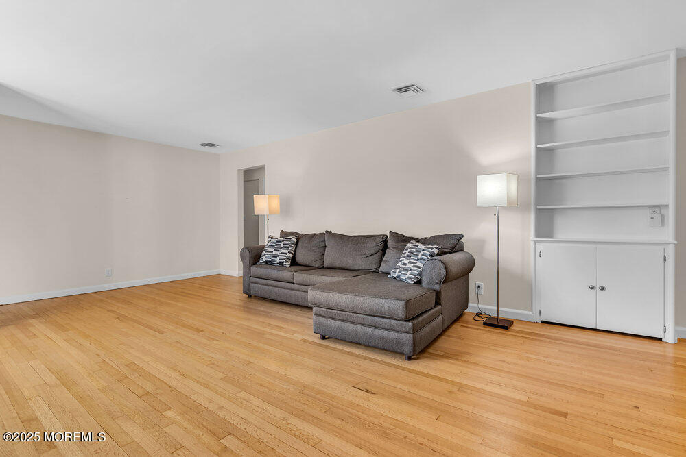 492 Hance Road Little Silver, NJ 07739 - Photo 12 of 37 016_dsc06931_473