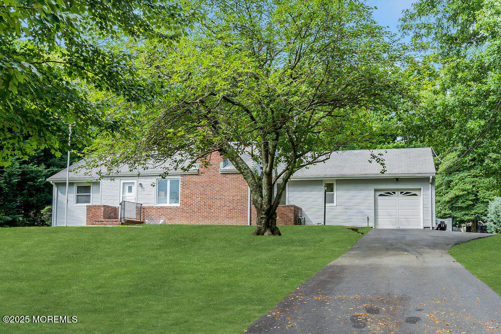 492 Hance Road Little Silver, NJ 07739 - Photo 3 of 37 003_crop_3_318