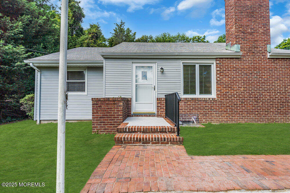 492 Hance Road Little Silver, NJ 07739 - Photo 7 of 37 009_dsc07126-1_148
