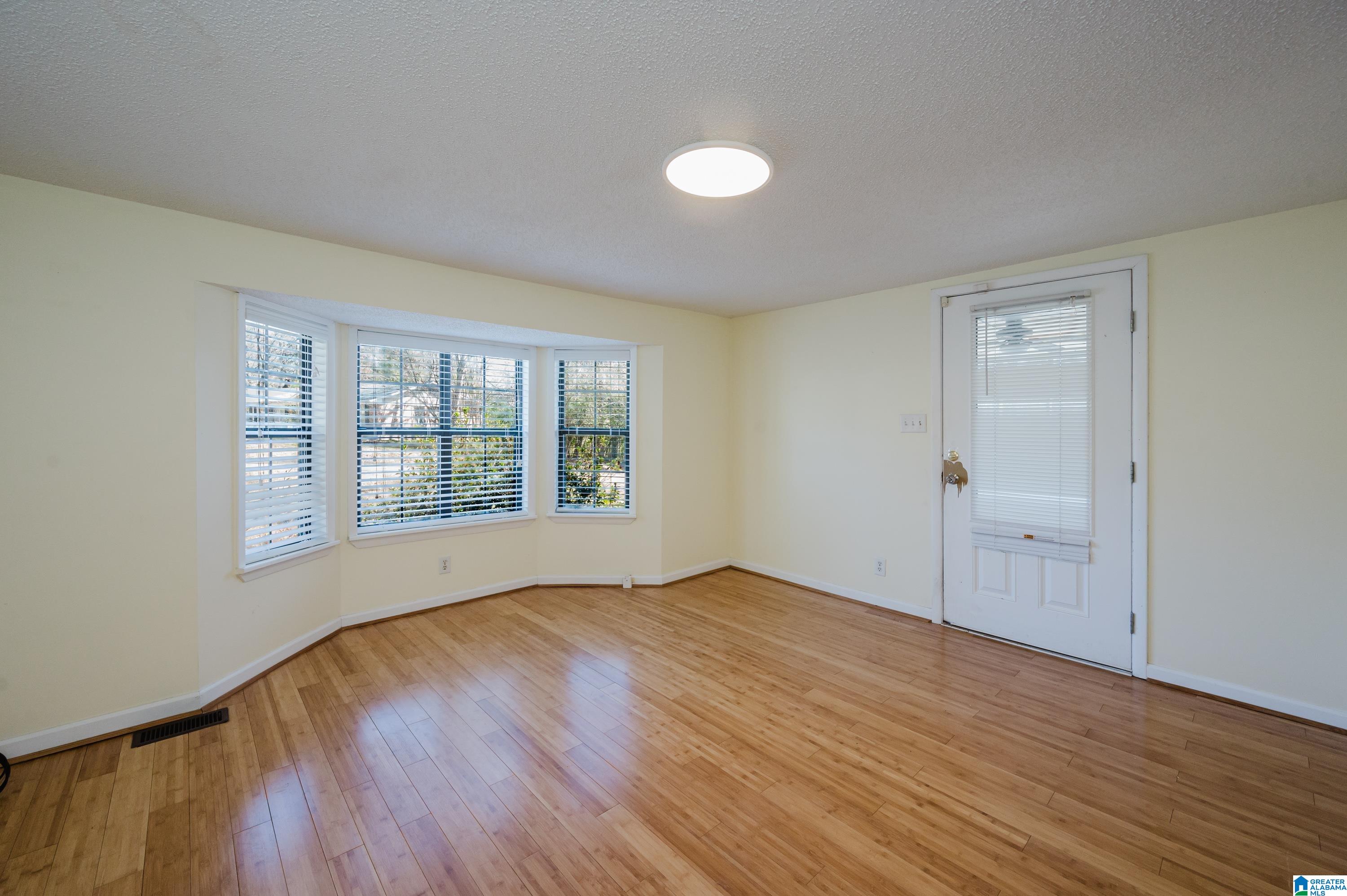 2229 Farley Road Birmingham, AL 35226 - Photo 5 of 38