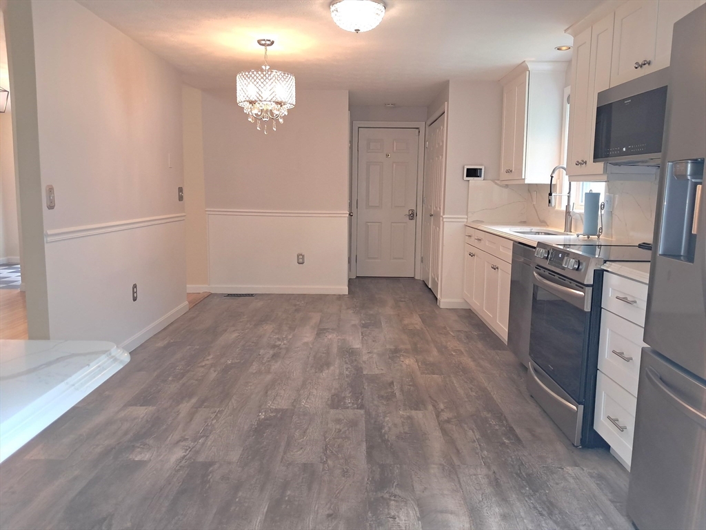 4 Sterling Way, Unit 4 Hudson, NH 03051 - Photo 12 of 42