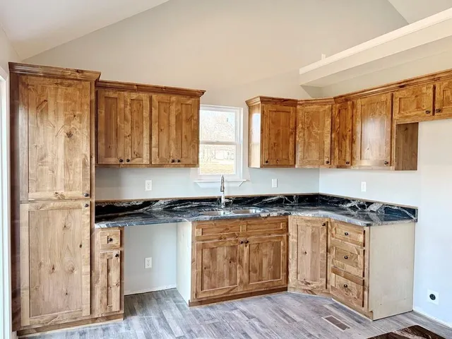 $239,900 | 1714 South Jackson Street, El Dorado Springs, MO 64744