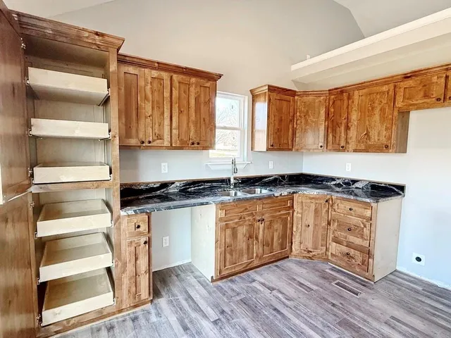 $239,900 | 1714 South Jackson Street, El Dorado Springs, MO 64744