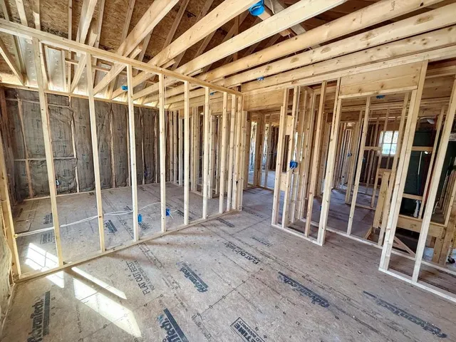 $239,900 | 1714 South Jackson Street, El Dorado Springs, MO 64744