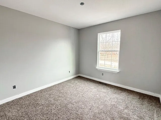 $239,900 | 1714 South Jackson Street, El Dorado Springs, MO 64744