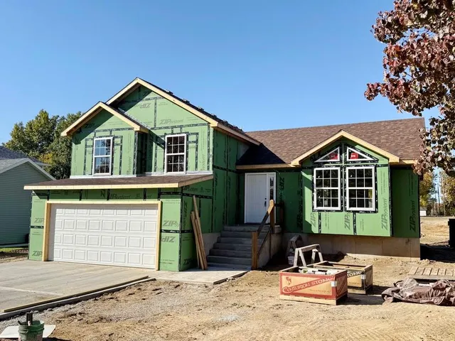 $239,900 | 1714 South Jackson Street, El Dorado Springs, MO 64744