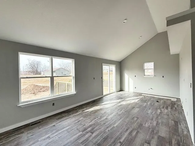 $239,900 | 1714 South Jackson Street, El Dorado Springs, MO 64744