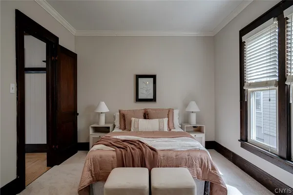 $300,000 | 329 North Main Street, Manlius, NY 13116