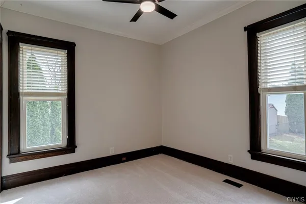 $300,000 | 329 North Main Street, Manlius, NY 13116