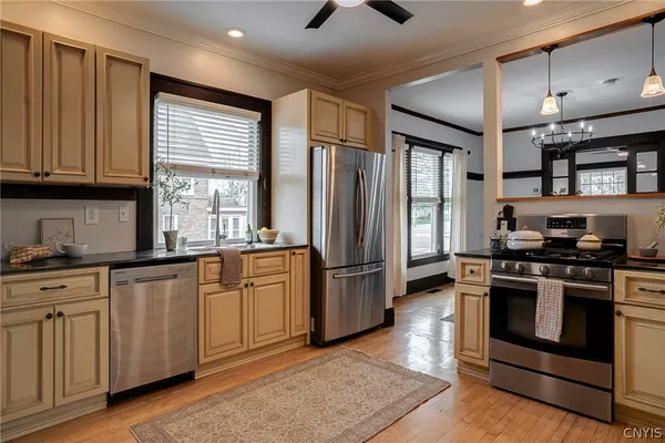 $300,000 | 329 North Main Street, Manlius, NY 13116