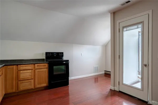 $300,000 | 329 North Main Street, Manlius, NY 13116