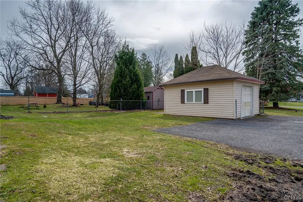 $300,000 | 329 North Main Street, Manlius, NY 13116