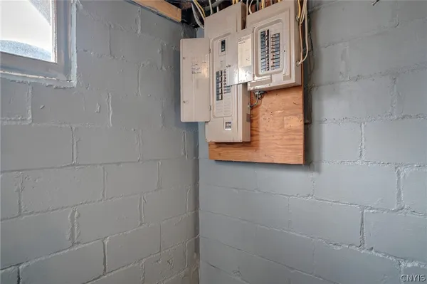 $300,000 | 329 North Main Street, Manlius, NY 13116