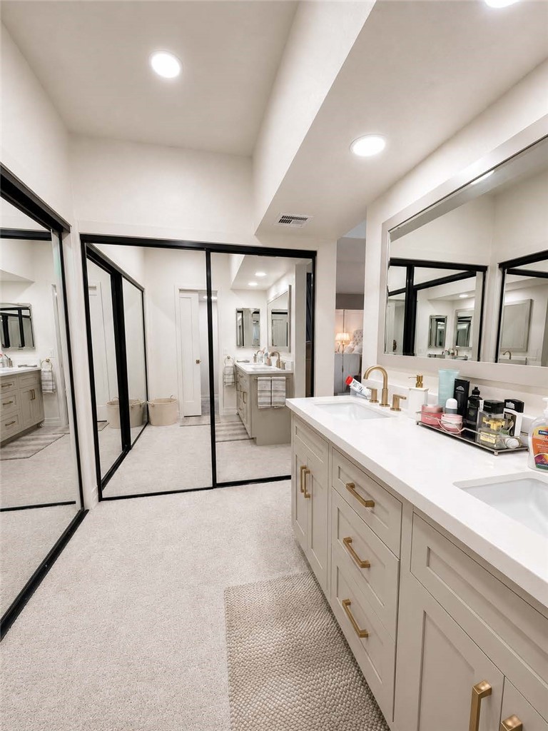 1313 Valley View Road, Unit 202 Glendale, CA 91202 - Photo 20 of 24