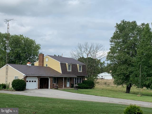 155 Farm Valley Road Wellsville, PA 17365 - Photo 31 of 31 a front view of a house with a yard