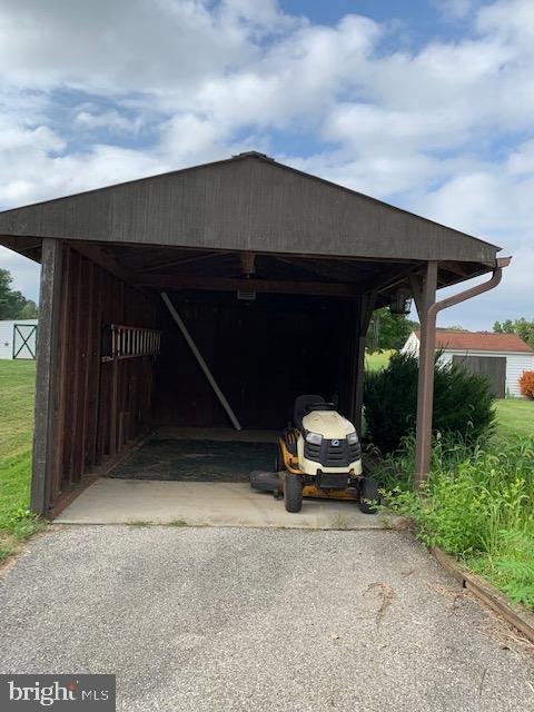 155 Farm Valley Road Wellsville, PA 17365 - Photo 6 of 31 a car parked in front of house
