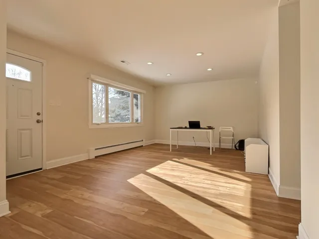 $3,800 | 2946 Knollwood Lane, Glenview, IL 60025