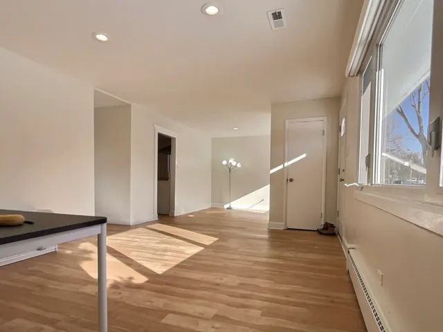 $3,800 | 2946 Knollwood Lane, Glenview, IL 60025