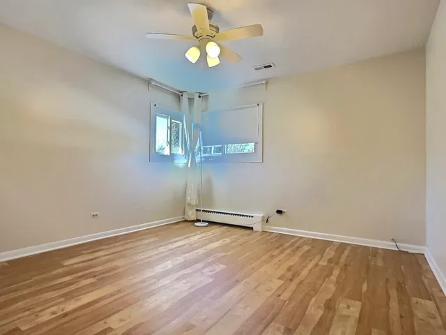 $3,800 | 2946 Knollwood Lane, Glenview, IL 60025