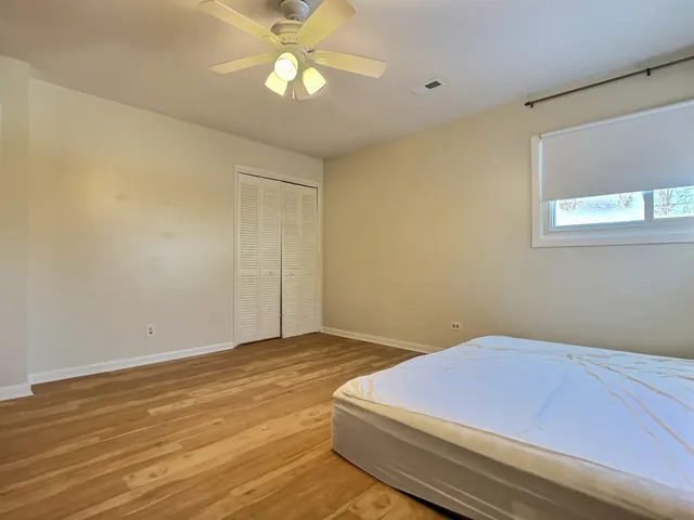 $3,800 | 2946 Knollwood Lane, Glenview, IL 60025