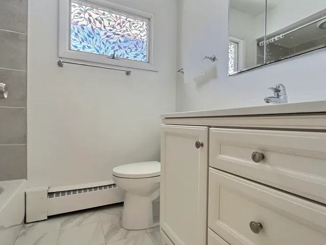 $3,800 | 2946 Knollwood Lane, Glenview, IL 60025