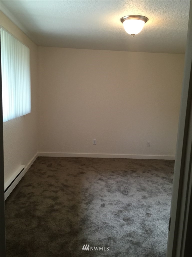 6515 Cady Road Everett, WA 98203 - Photo 14 of 15 a view of room and window